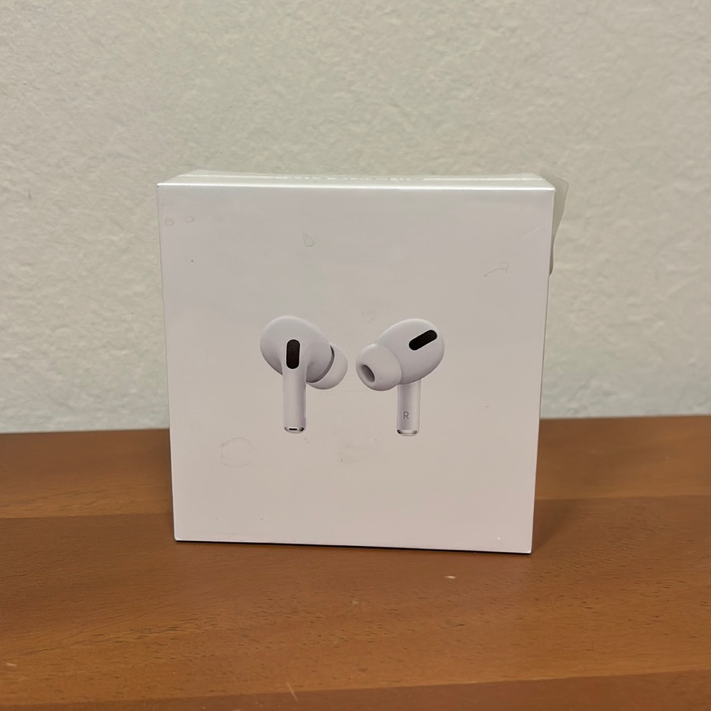 BRAND NEW 🤍 Unopened AirPods Pro with Charging Case